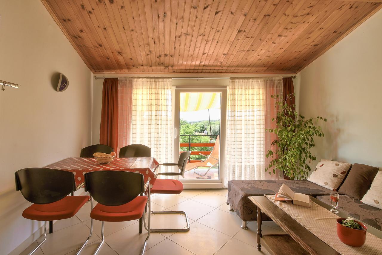 Apartments Bernic Medulin Exterior photo